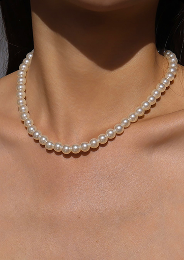 Pearl necklace